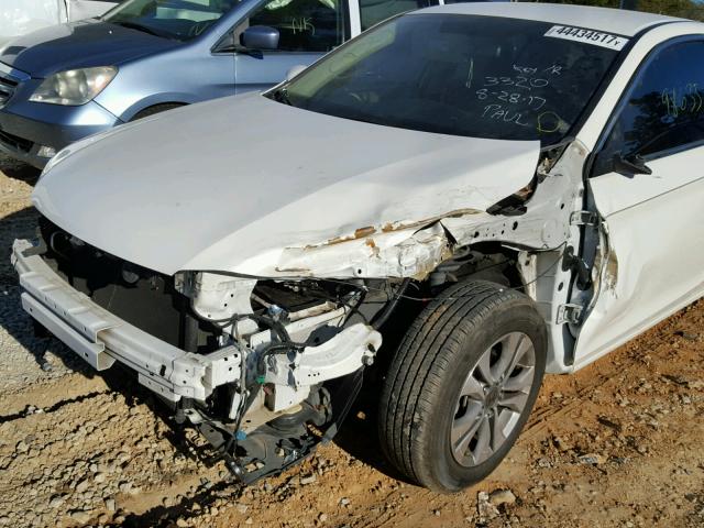 1HGCR2F39EA210583 - 2014 HONDA ACCORD LX WHITE photo 9