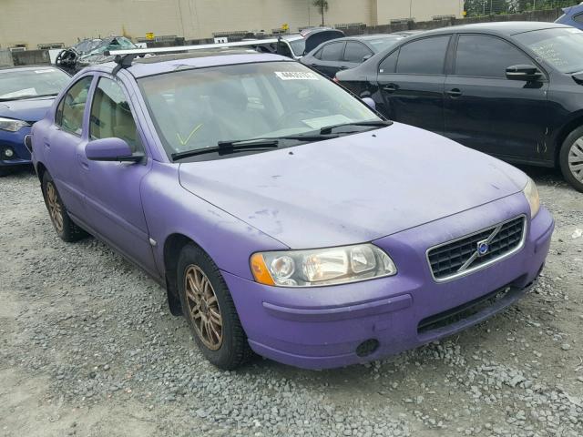 YV1RS612052430377 - 2005 VOLVO S60 PURPLE photo 1