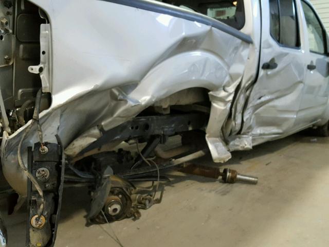 1N6AD0ER9EN731372 - 2014 NISSAN FRONTIER SILVER photo 10