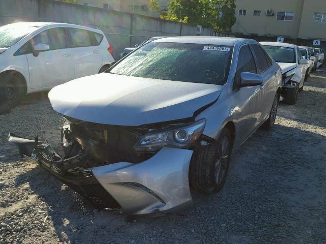 4T1BF1FK6FU900629 - 2015 TOYOTA CAMRY LE SILVER photo 2