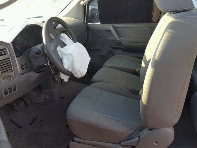 1N6AA06A76N564089 - 2006 NISSAN TITAN XE WHITE photo 5