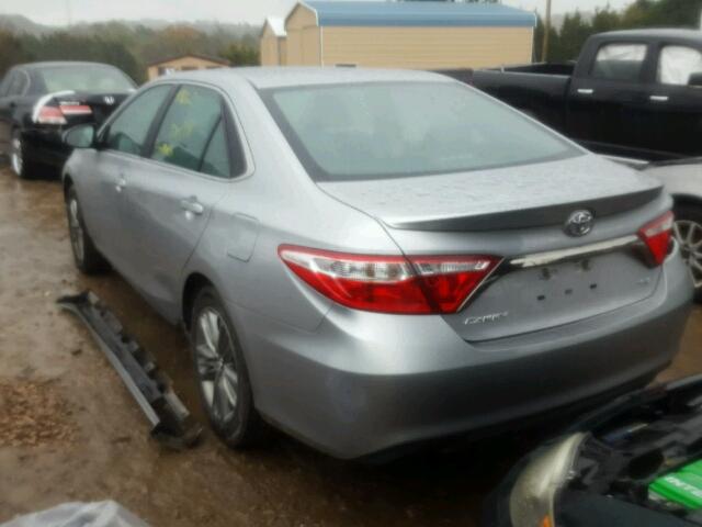 4T1BF1FK0GU143003 - 2016 TOYOTA CAMRY LE SILVER photo 3