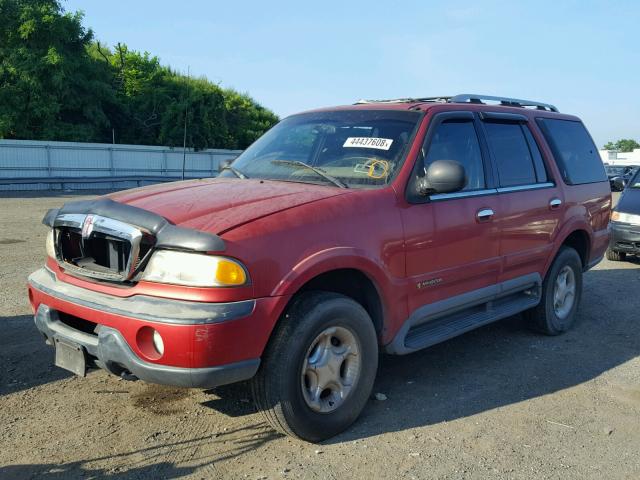 5LMPU28A4XLJ25080 - 1999 LINCOLN NAVIGATOR წითელი ფოტო 2