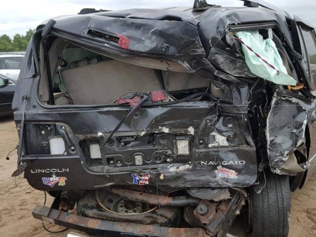 5LMFU28547LJ02171 - 2007 LINCOLN NAVIGATOR Graphit Foto 10
