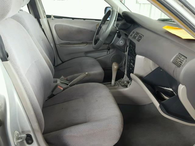 1Y1SK52862Z401324 - 2002 CHEVROLET GEO PRIZM 银色 照片 5