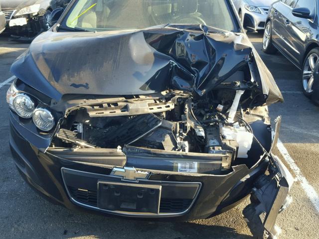 1G1JA5SGXG4125950 - 2016 CHEVROLET SONIC LS BLACK photo 9