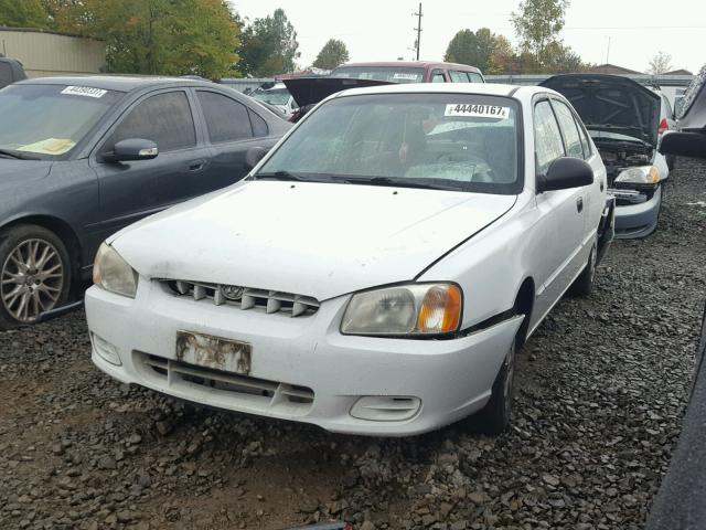 KMHCG45C42U344196 - 2002 HYUNDAI ACCENT WHITE photo 2