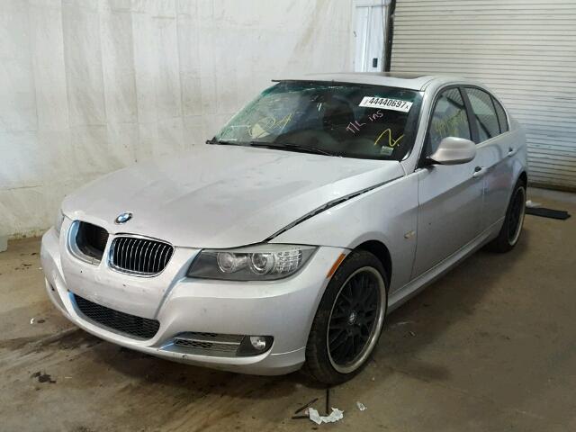 WBAPN7C57BA949314 - 2011 BMW 335 D SILVER photo 2