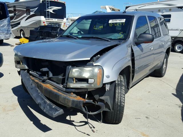 1GNES16P846192529 - 2004 CHEVROLET TRAILBLAZE SILVER photo 2