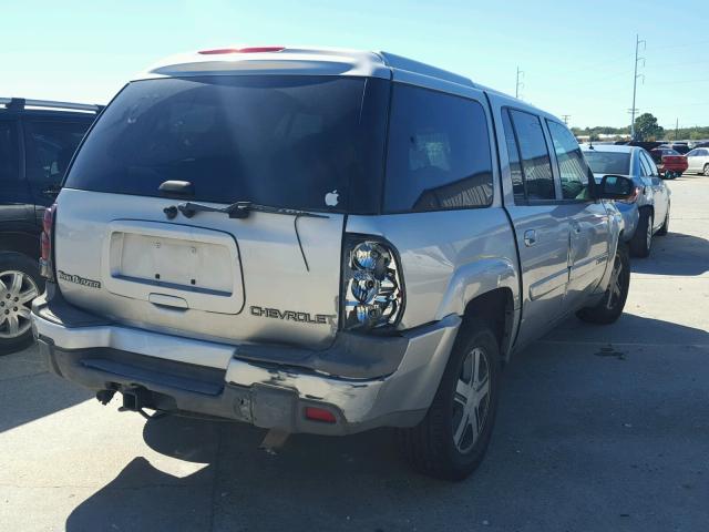 1GNES16P846192529 - 2004 CHEVROLET TRAILBLAZE SILVER photo 4