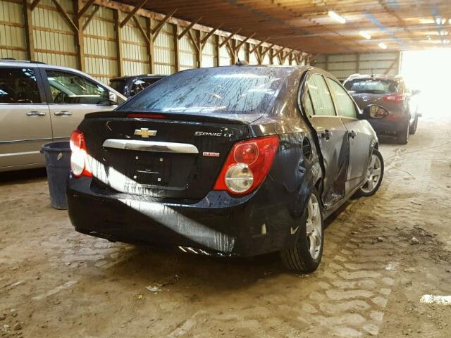 1G1JC5SB5G4151984 - 2016 CHEVROLET SONIC LT BLACK photo 4