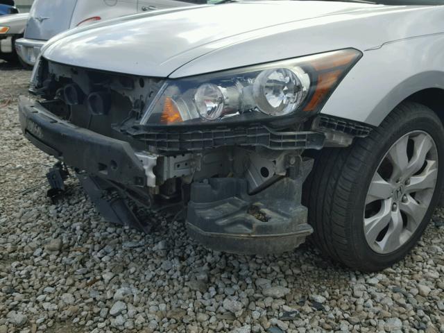 1HGCP3F82AA022571 - 2010 HONDA ACCORD EXL SILVER photo 9