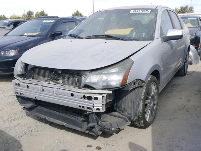 1FAHP3GNXAW221689 - 2010 FORD FOCUS SES SILVER photo 2