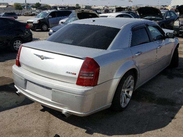 2C3KA73W56H259204 - 2006 CHRYSLER 300C SRT-8 SILVER photo 4