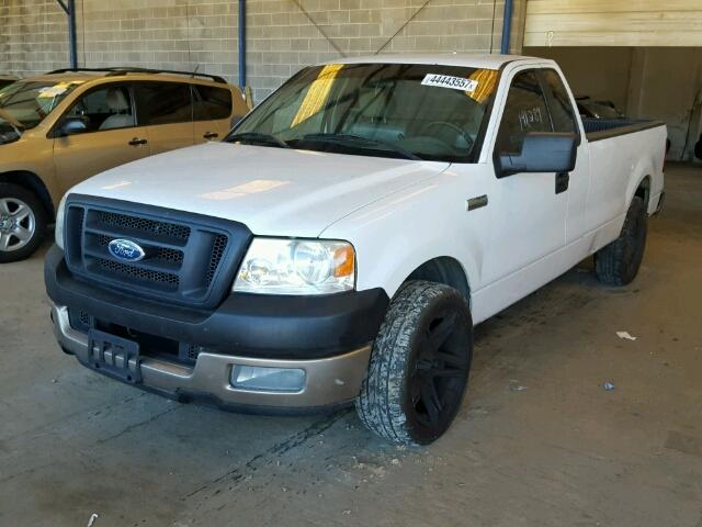 1FTRF12W45NC08213 - 2005 FORD F150 WHITE photo 2