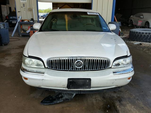 1G4CU541144122958 - 2004 BUICK PARK AVENU WHITE photo 9