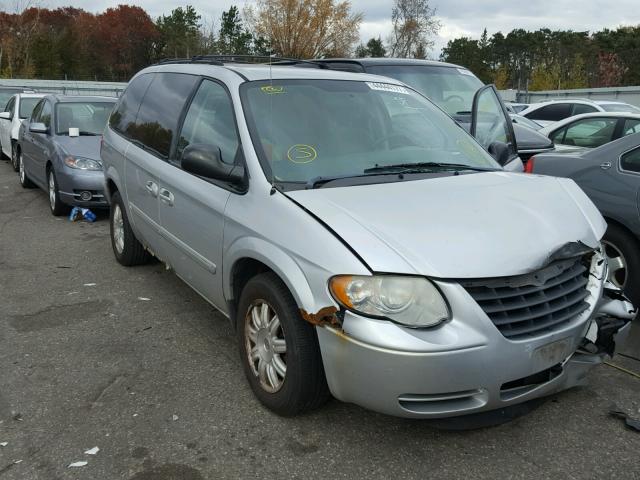 2A4GP54L46R738761 - 2006 CHRYSLER TOWN & COU SILVER photo 1