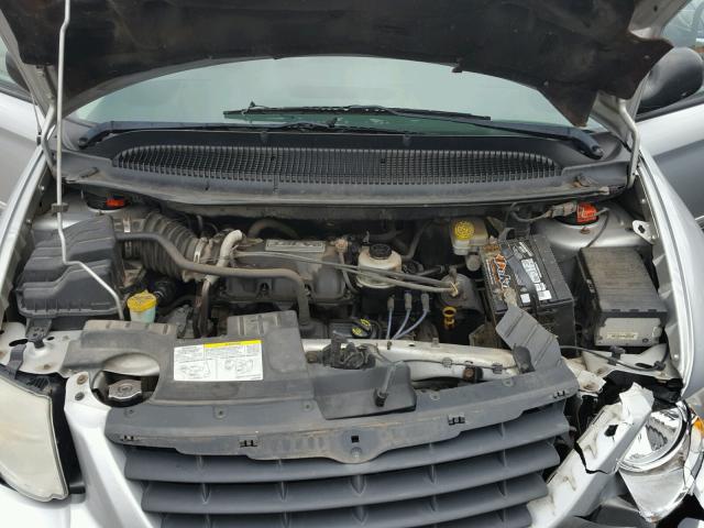 2A4GP54L46R738761 - 2006 CHRYSLER TOWN & COU SILVER photo 7