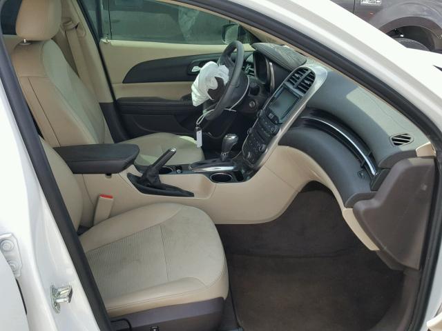 1G11C5SL9FU117134 - 2015 CHEVROLET MALIBU 1LT WHITE photo 5