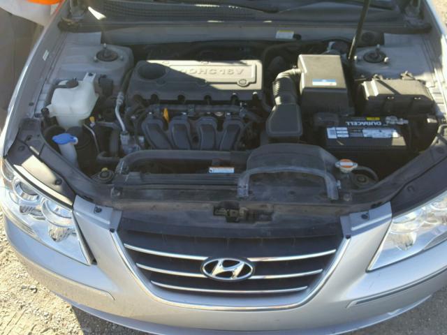 5NPEU4AC4AH618436 - 2010 HYUNDAI SONATA SE SILVER photo 7