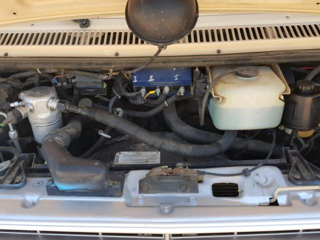 2GBJG31M6H4115028 - 1987 CHEVROLET G30 CREAM photo 7