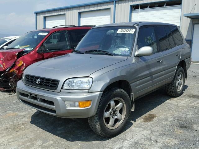 JT3GP10V3X7056368 - 1999 TOYOTA RAV4 SILVER photo 2