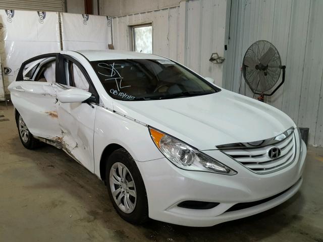 5NPEB4AC4DH553128 - 2013 HYUNDAI SONATA GLS WHITE photo 1