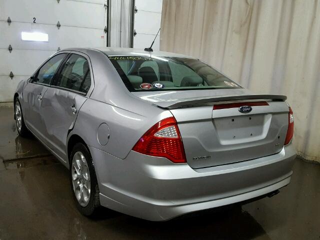 3FAHP0HA7AR253951 - 2010 FORD FUSION SILVER photo 3