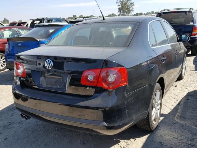 3VWEG71K17M071898 - 2007 VOLKSWAGEN JETTA WOLF BLACK photo 4