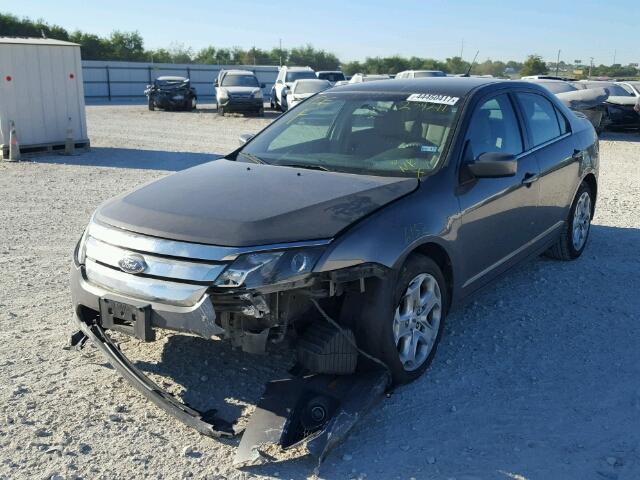 3FAHP0HA2BR234211 - 2011 FORD FUSION SE GRAY photo 2