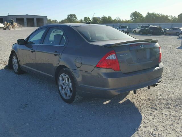 3FAHP0HA2BR234211 - 2011 FORD FUSION SE GRAY photo 3