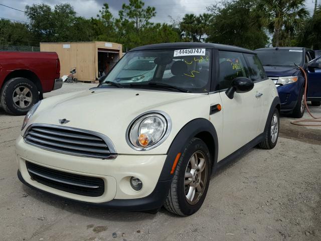 WMWSU3C57DT685265 - 2013 MINI COOPER CREAM photo 2
