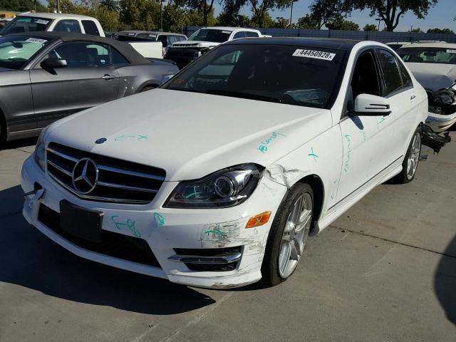 WDDGF5HB1EA957096 - 2014 MERCEDES-BENZ C 350 WHITE photo 2