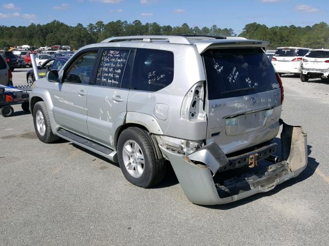 JTJBT20X740067545 - 2004 LEXUS GX 470 SILVER photo 3