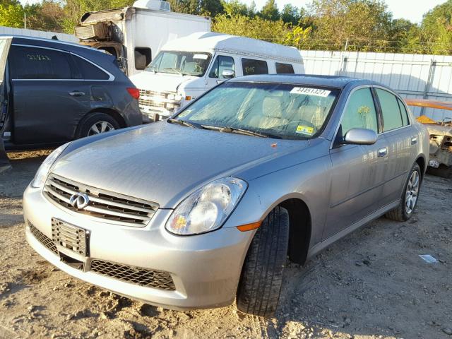 JNKCV51F15M303494 - 2005 INFINITI G35 SILVER photo 2