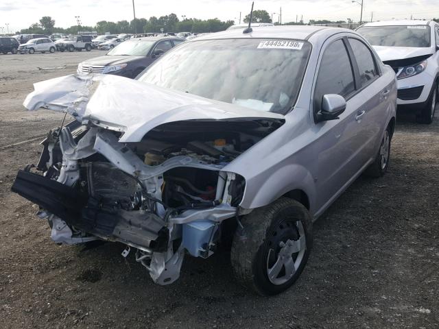 KL1TD56E09B650537 - 2009 CHEVROLET AVEO LS SILVER photo 2