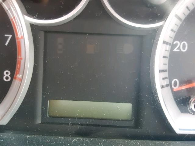 KL1TD56E09B650537 - 2009 CHEVROLET AVEO LS SILVER photo 8