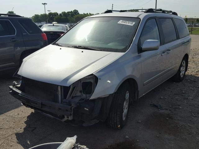 KNDMB233686244029 - 2008 KIA SEDONA EX SILVER photo 2