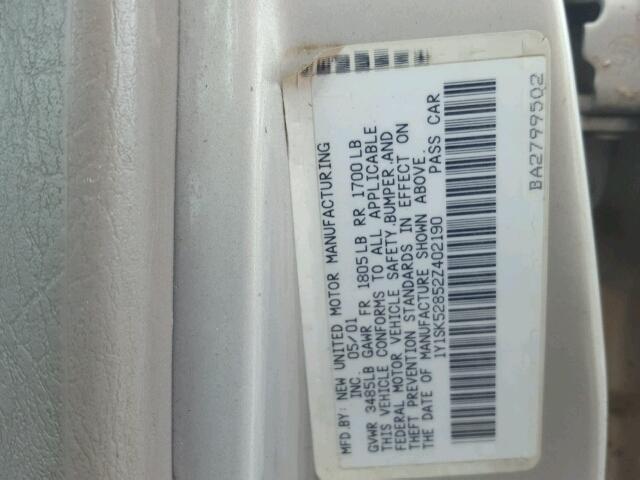 1Y1SK52852Z402190 - 2002 CHEVROLET GEO PRIZM 银色 照片 10