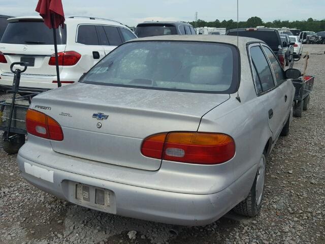 1Y1SK52852Z402190 - 2002 CHEVROLET GEO PRIZM SILVER photo 4