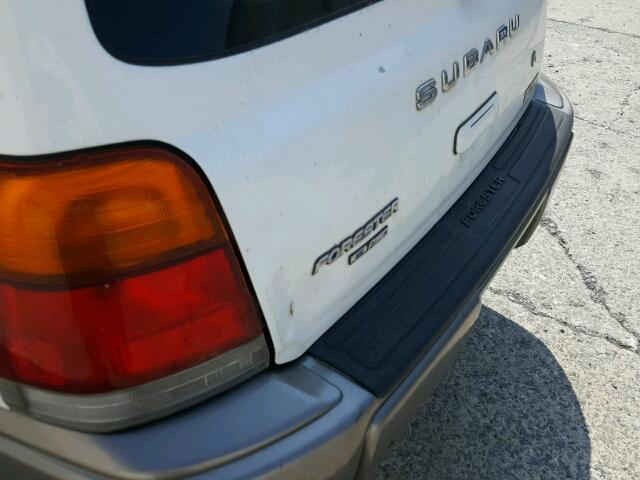 JF1SF6554YH713484 - 2000 SUBARU FORESTER S 白色 照片 9