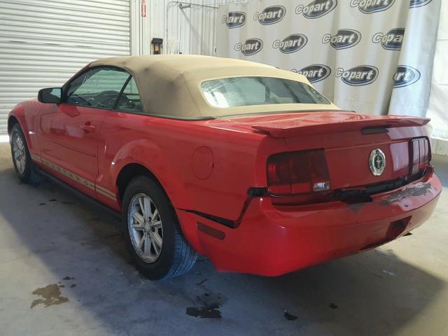 1ZVFT84N375348942 - 2007 FORD MUSTANG RED photo 3