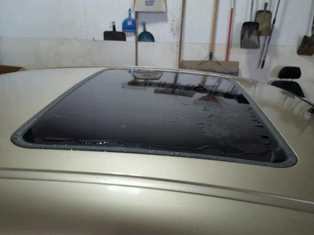 2G2WR524341247296 - 2004 PONTIAC GRAND PRIX TAN photo 9