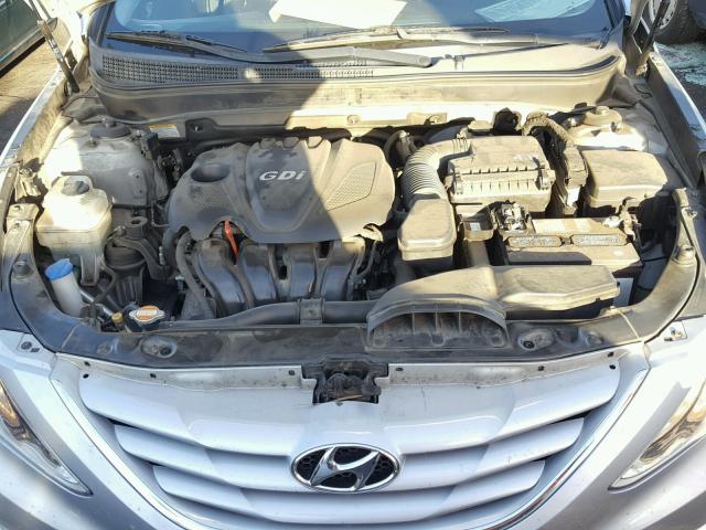 5NPEB4AC6BH074013 - 2011 HYUNDAI SONATA GLS SILVER photo 7