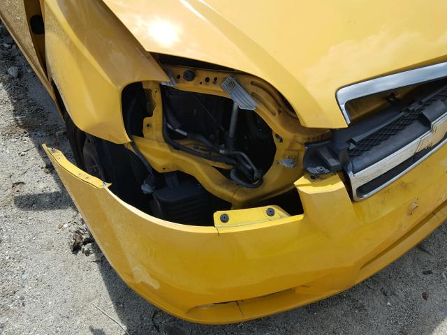 KL1TD5DE8BB143796 - 2011 CHEVROLET AVEO LS YELLOW photo 9