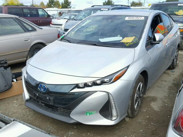 JTDKARFP2H3006293 - 2017 TOYOTA PRIUS PRIM 银色 照片 2