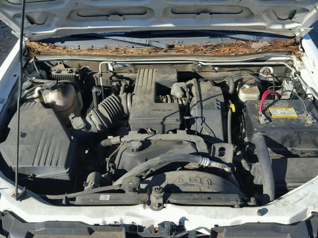 1GTDS136748165388 - 2004 GMC CANYON WHITE photo 7