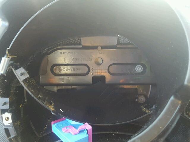 3VWBK31C34M405654 - 2004 VOLKSWAGEN NEW BEETLE 银色 照片 8