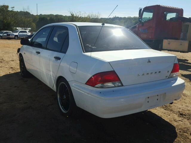 JA3AJ26E82U011984 - 2002 MITSUBISHI LANCER ES WHITE photo 3