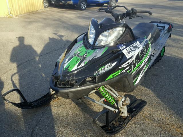 4UF08SNW18T112570 - 2008 ARCTIC CAT M8 162 BLACK photo 2